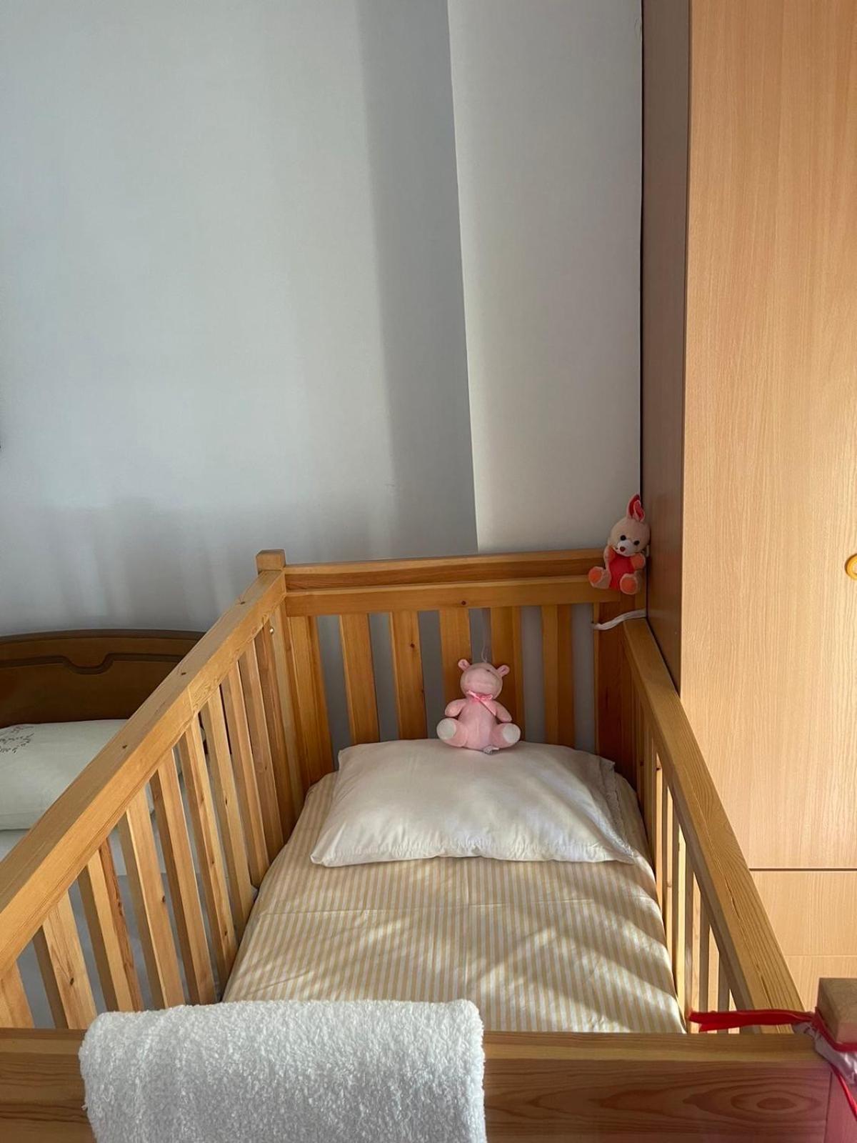 Bright Apartment, Spacious Near The Center Trikala  Exterior foto